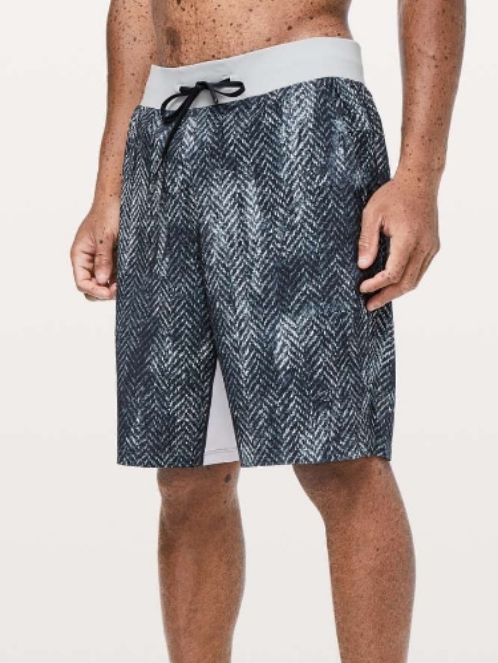 Lululemon T.H.E. Shorts 9" Bleached Herringbone Multi